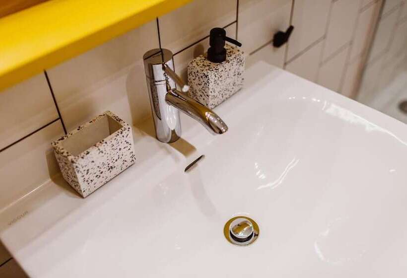 هتل Mosquito Silesia Apartments