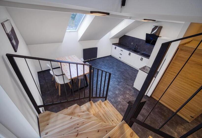 בית מלון כפרי Národní Dům Podbořany