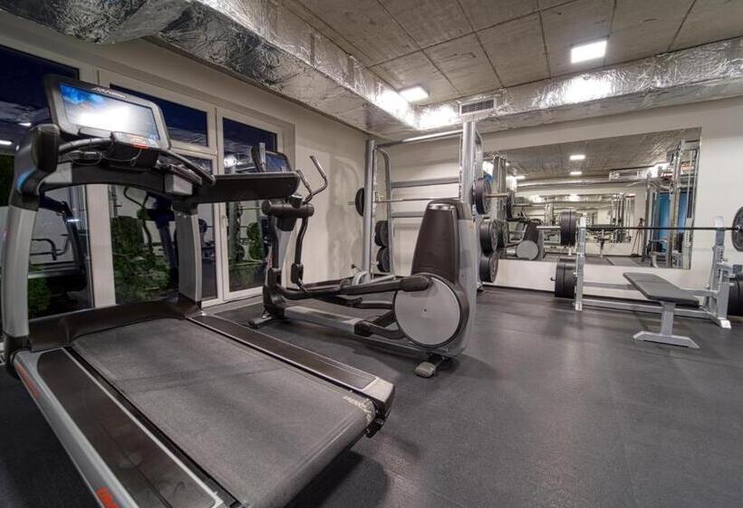 בית מלון כפרי Národní Dům Podbořany