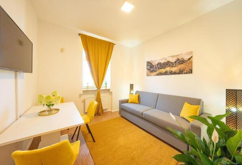 בית מלון כפרי Národní Dům Podbořany