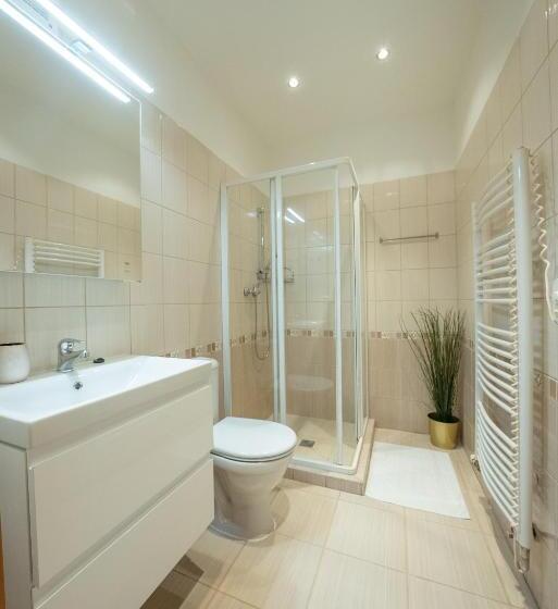 בית מלון כפרי Národní Dům Podbořany