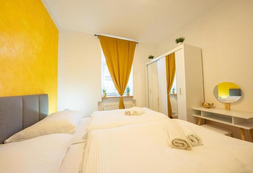 בית מלון כפרי Národní Dům Podbořany