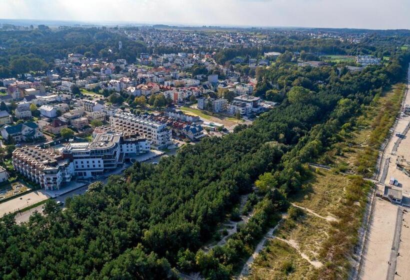 هتل Maloves Resort & Spa