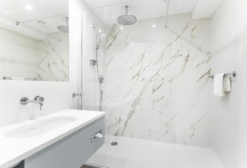 هتل Maloves Resort & Spa