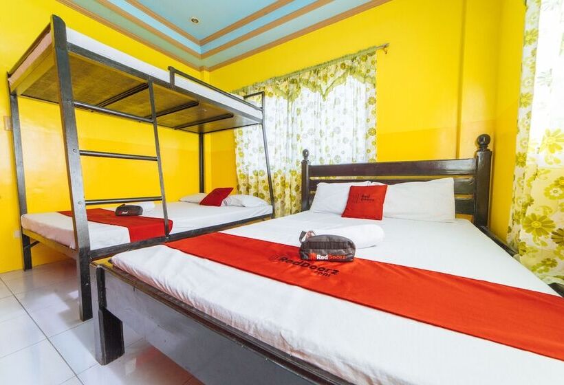 호텔 Reddoorz Plus @ San Nicolas Agoo