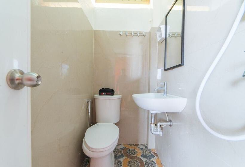 호텔 Reddoorz Plus @ San Nicolas Agoo