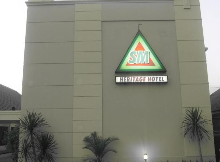 ホテル Sentana Mulia