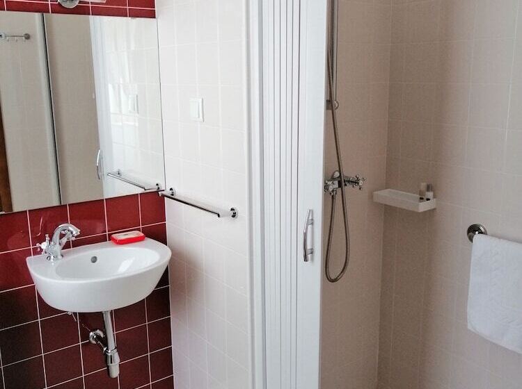 فندق Sonetos Do Tejo