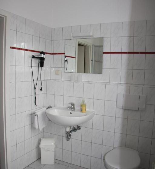 فندق Und Restaurant Knesebecker Hof