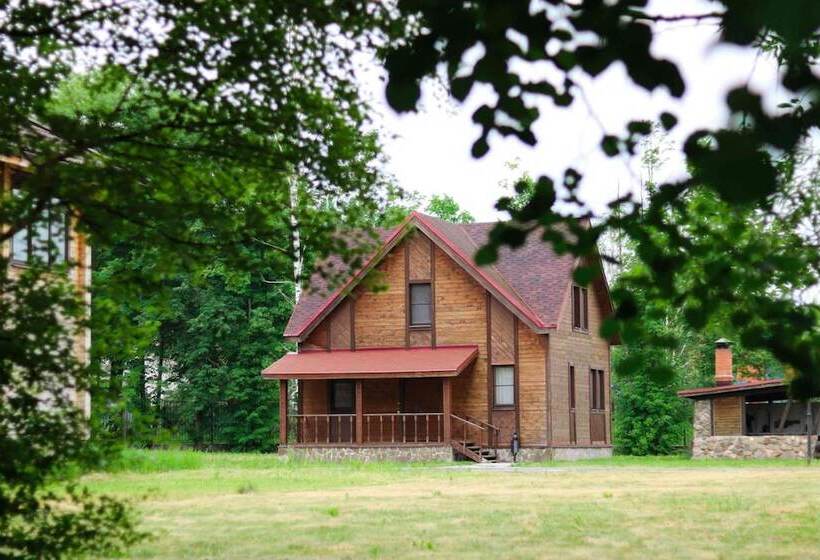 בית מלון כפרי Zavidovo Resort