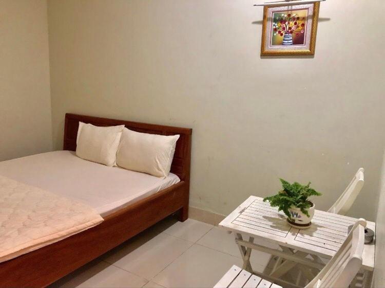 مُتل Khang Bảo Viên