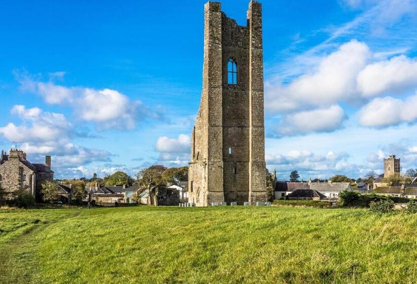 بنسيون Caravogue House