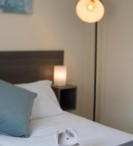 بنسيون Caravogue House