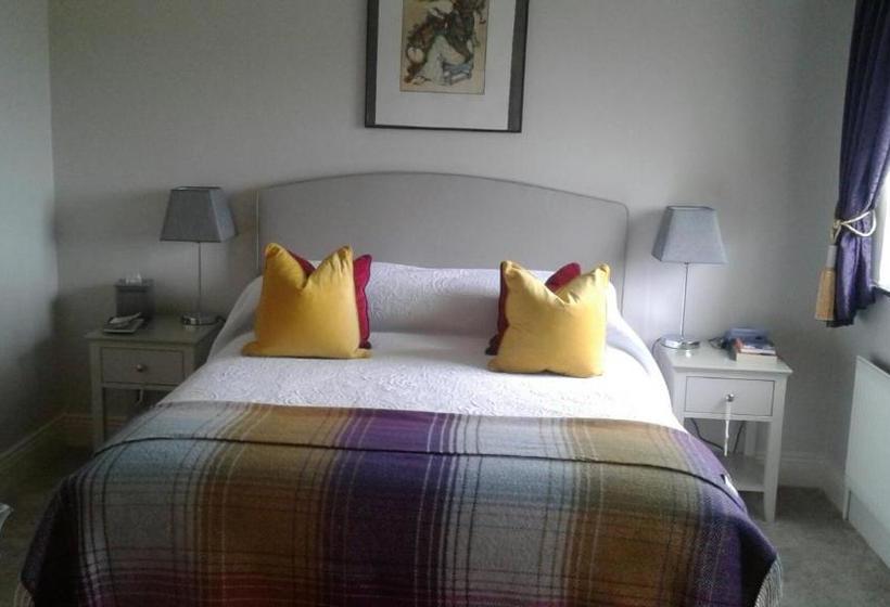 بنسيون Daly S House