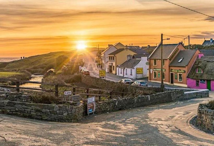 بنسيون Daly S House