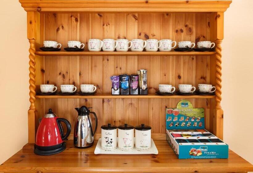 Пансион Killaran House