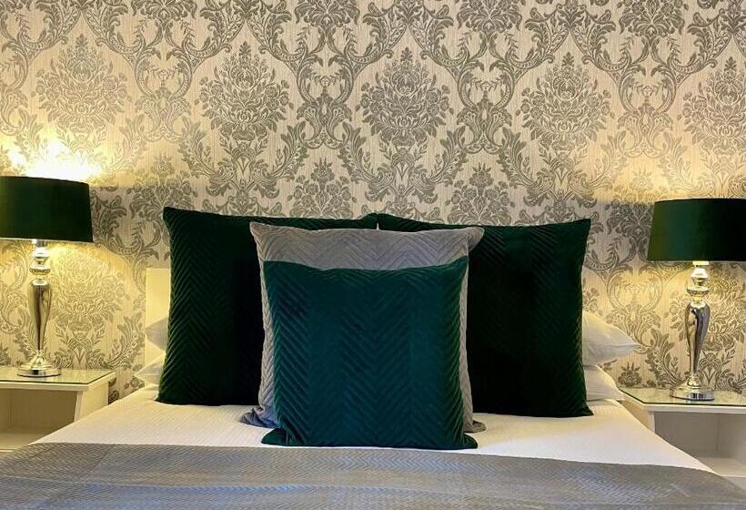 Пансион Killaran House