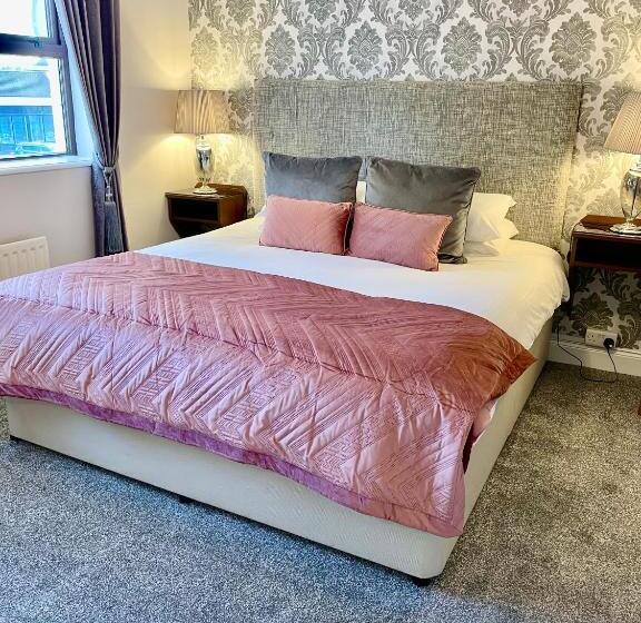 Пансион Killaran House