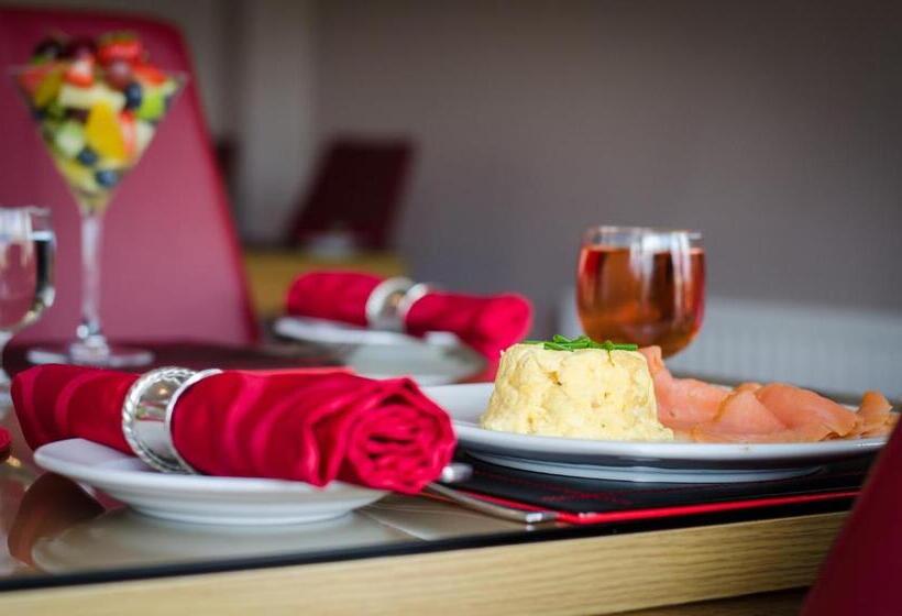 Пансион Killaran House