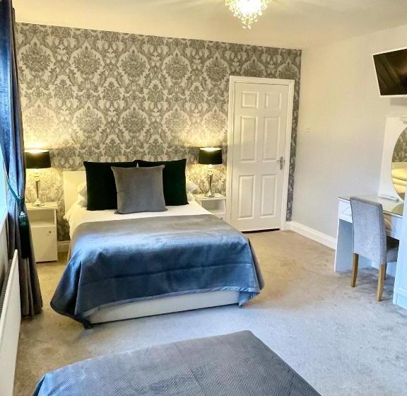 Пансион Killaran House