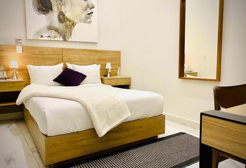 Vía Real Hotel Boutique