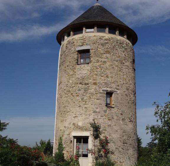 Bed and Breakfast La Tour Du Moulin Géant