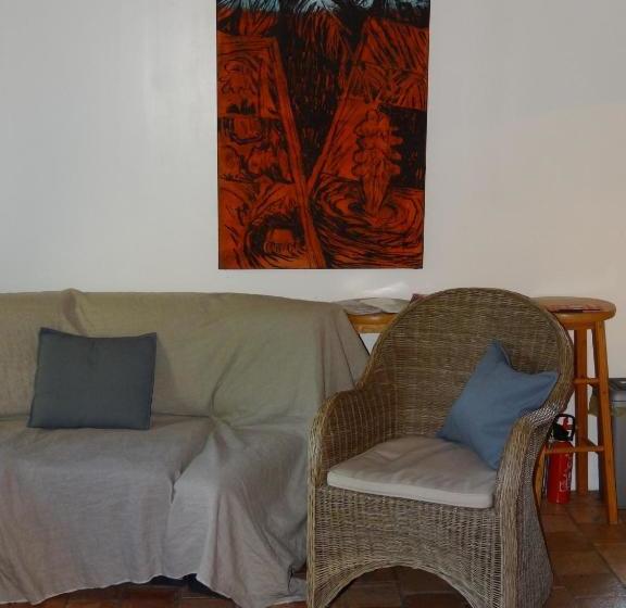 Bed and Breakfast La Tour Du Moulin Géant