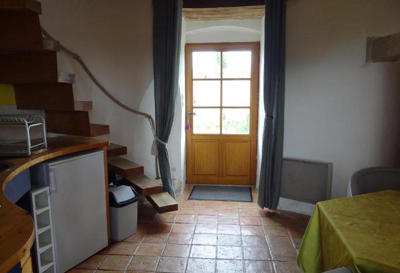 Bed and Breakfast La Tour Du Moulin Géant