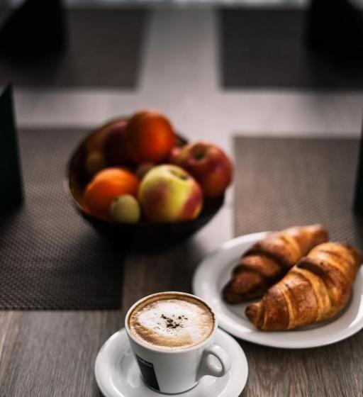 בית מלון כפרי Pensiunea Hilltop