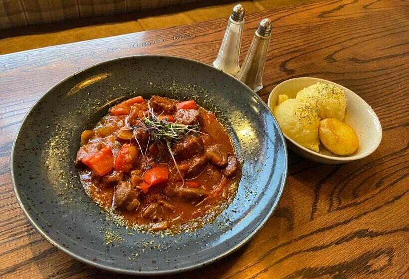 酒店 The Copper Still Bar