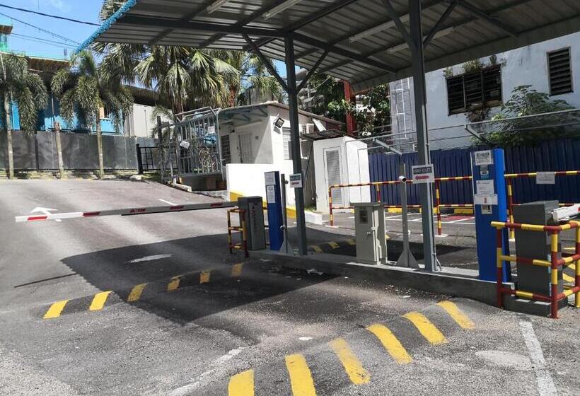 Attrus By Lse   Hostel