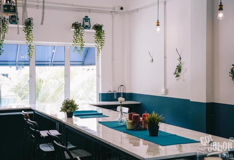 Attrus By Lse   Hostel