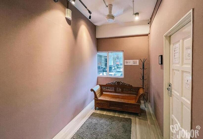 Attrus By Lse   Hostel