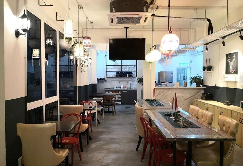 Attrus By Lse   Hostel