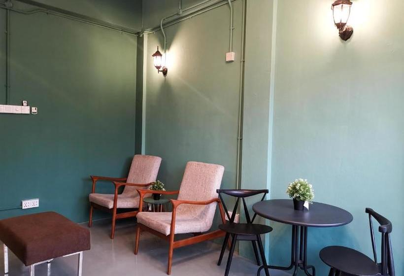 Attrus By Lse   Hostel