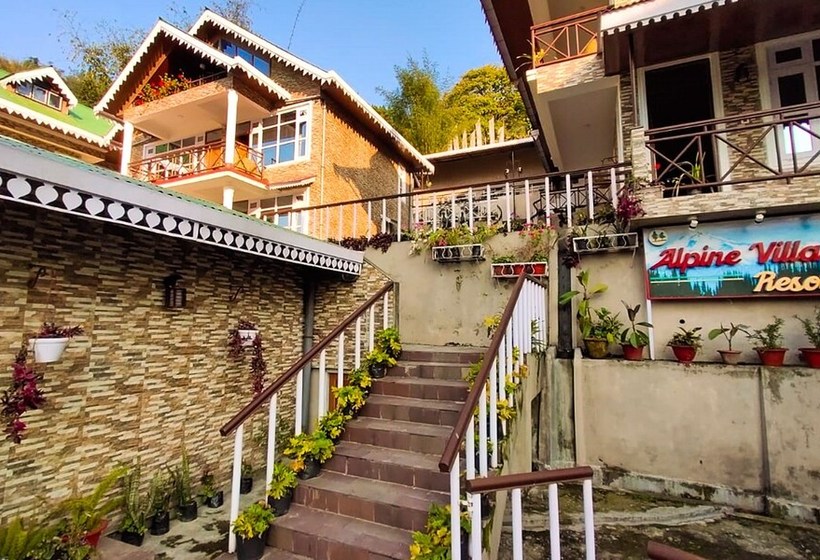 酒店 Alpine Village Resort