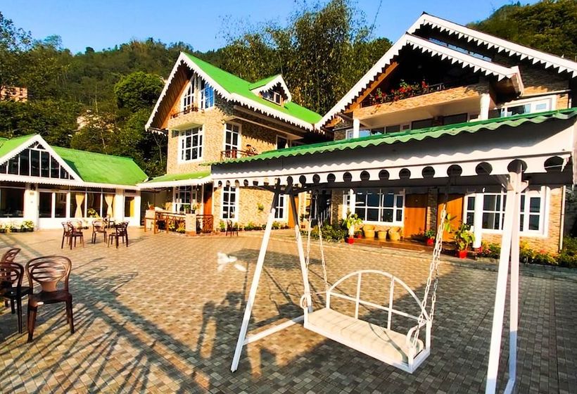 酒店 Alpine Village Resort