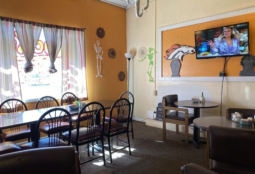 فندق Dunes Inn Alamosa