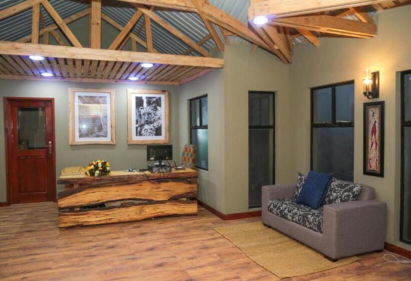 هتل Malkia Trees Lodge