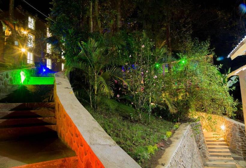 هتل Malkia Trees Lodge