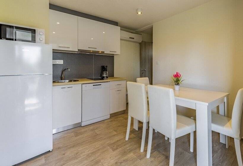 בית מלון כפרי Mobile Home Rojnic