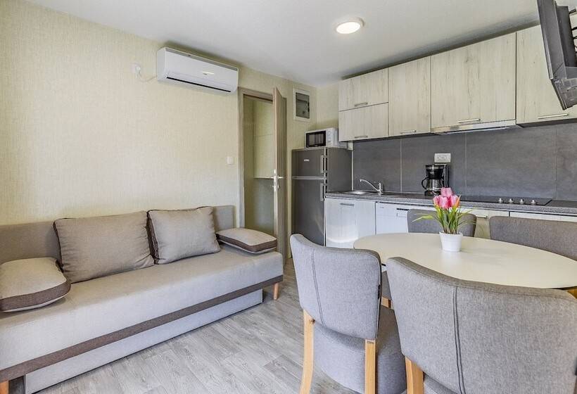 فندق Mobile Home Rojnic