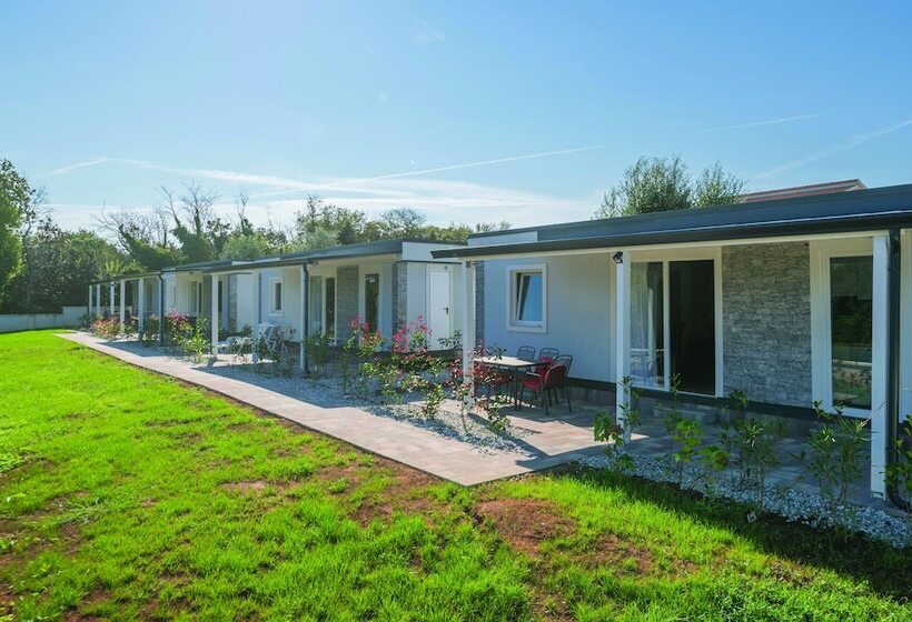 בית מלון כפרי Mobile Home Rojnic