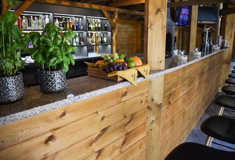 Tailor Hotel Sport & Conference