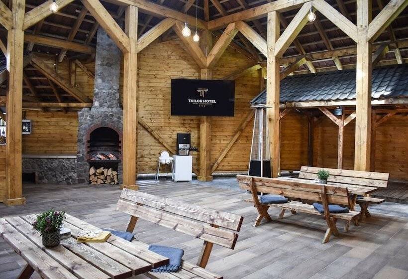 Tailor Hotel Sport & Conference