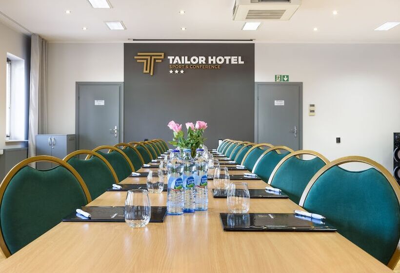 Tailor Hotel Sport & Conference