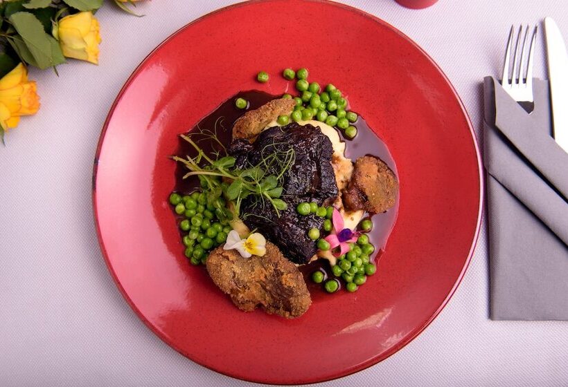 Tailor Hotel Sport & Conference