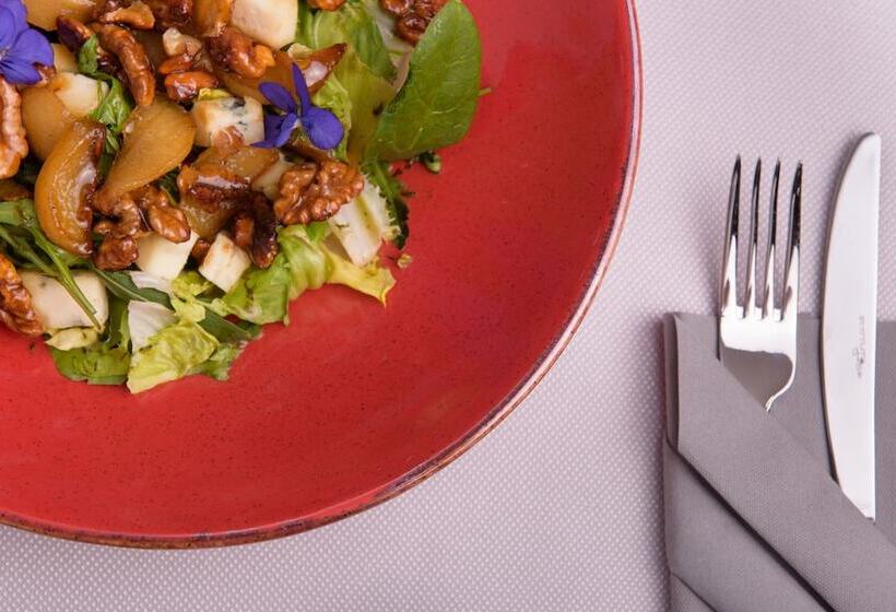 Tailor Hotel Sport & Conference