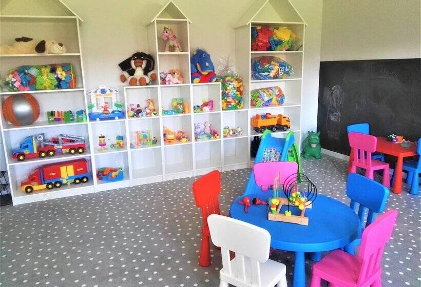 Tailor Hotel Sport & Conference