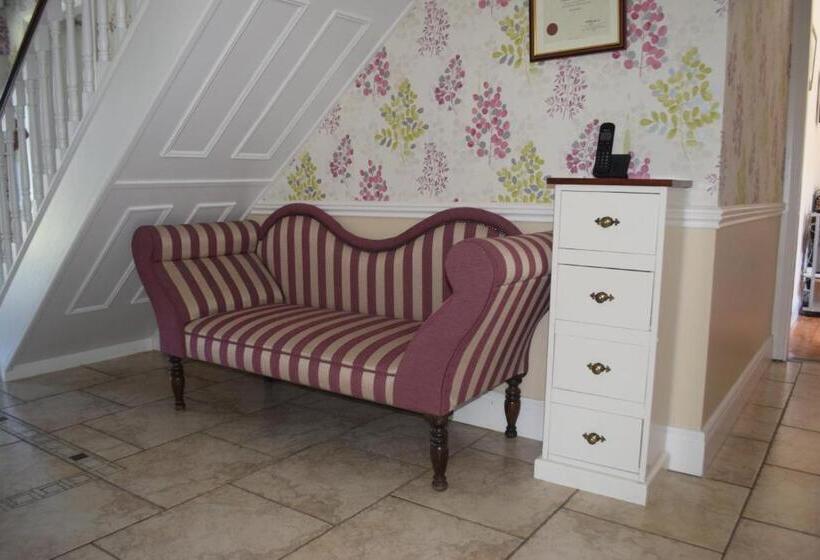 Orchard Grove Bed & Breakfast R21rc58